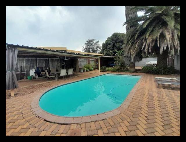 3 BEDROOM HOUSE FOR SALE IN BIRCH ACRES